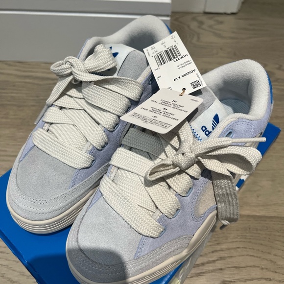 Adidas sneakers - Picture 2 of 6